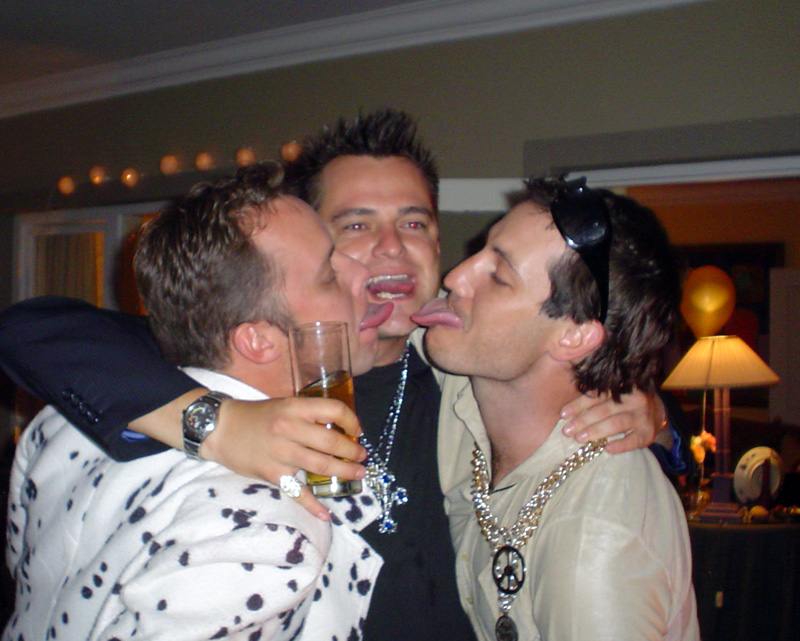 kerry30_just_paolo_robl_tonguesout