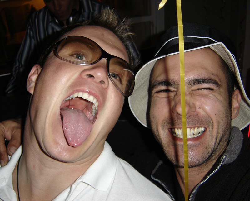 kerry30_kerry_tongue_bloke